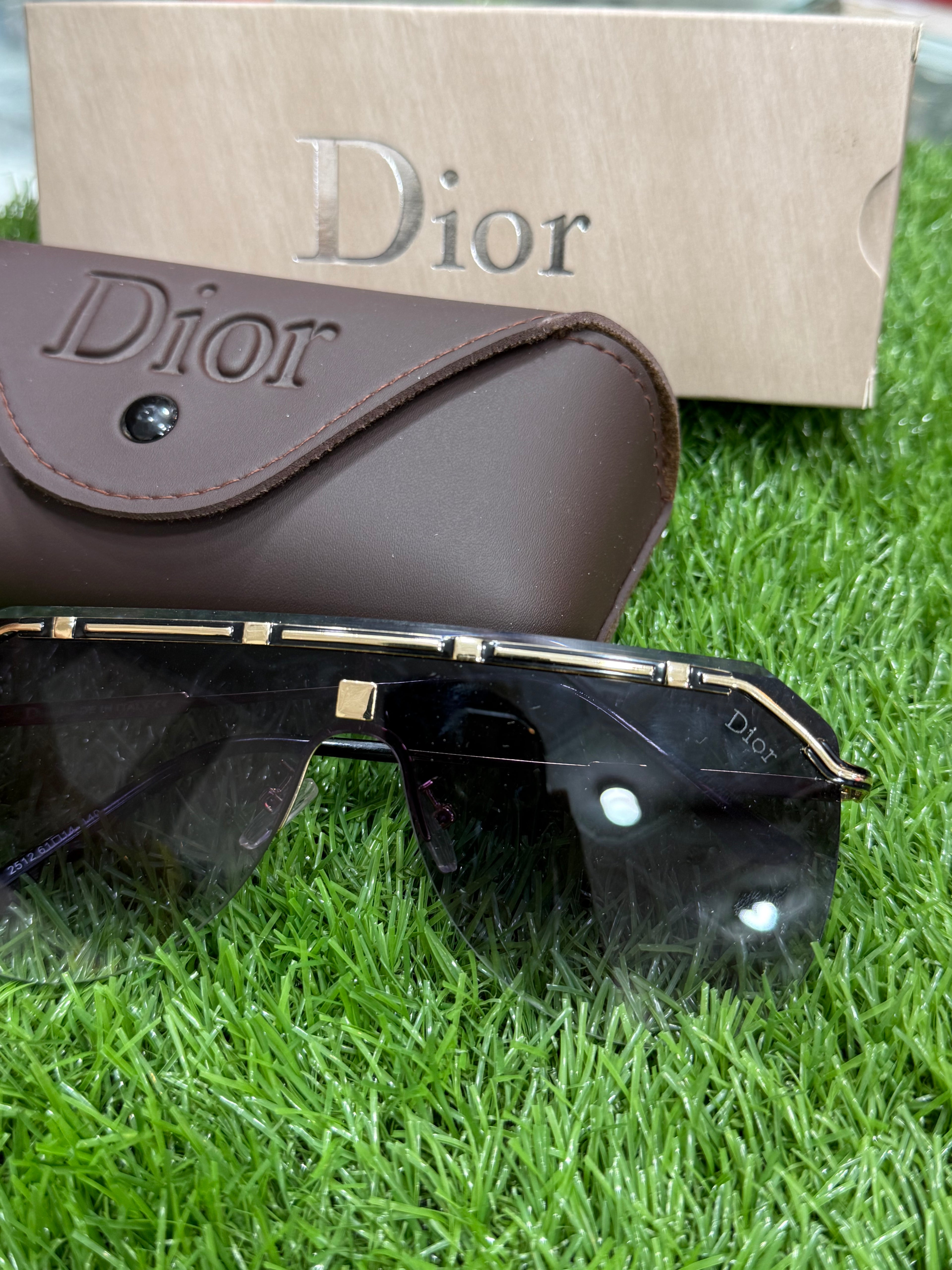 Dior