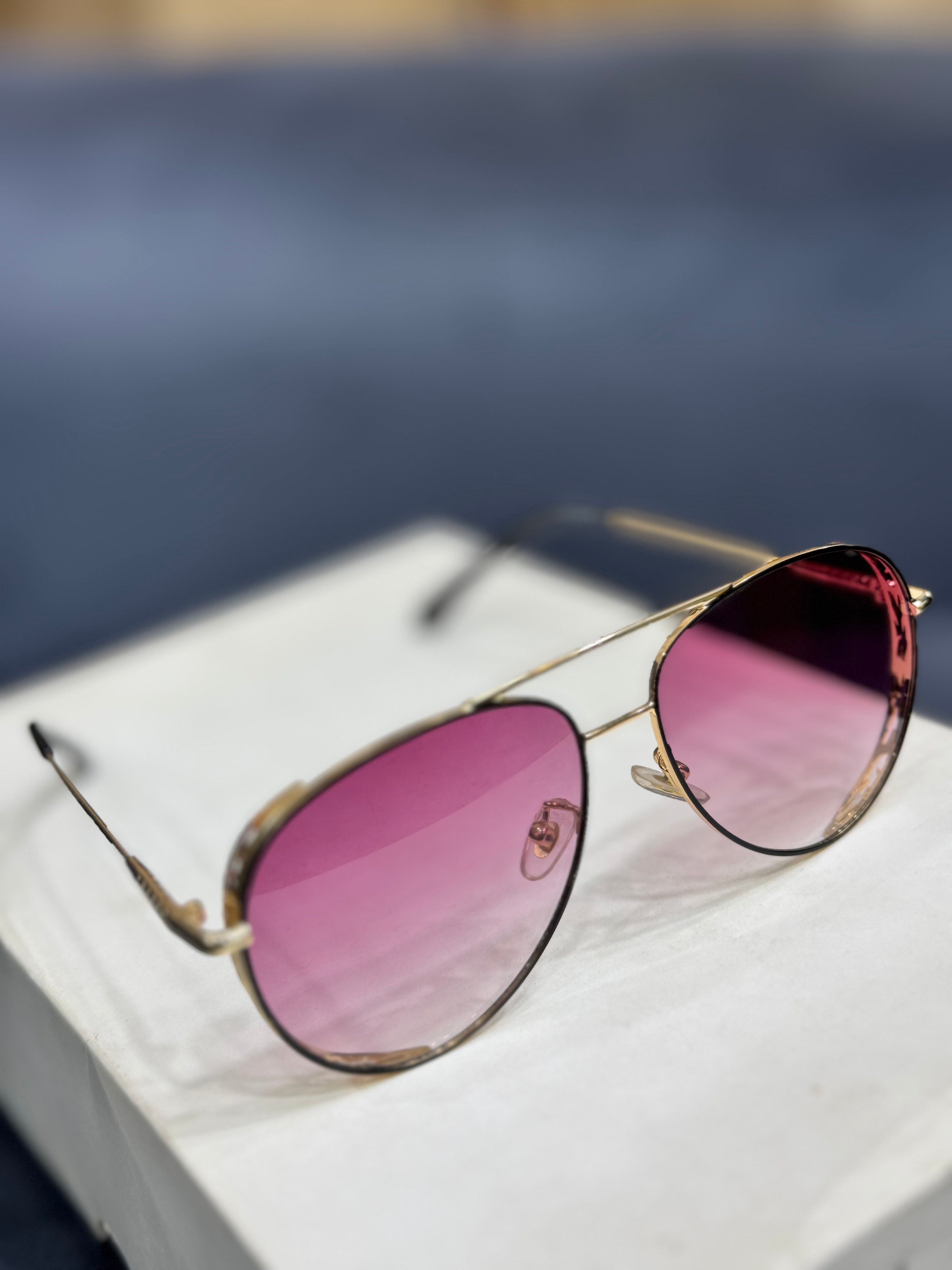 Aviator 𝐑𝐎𝐒𝐄