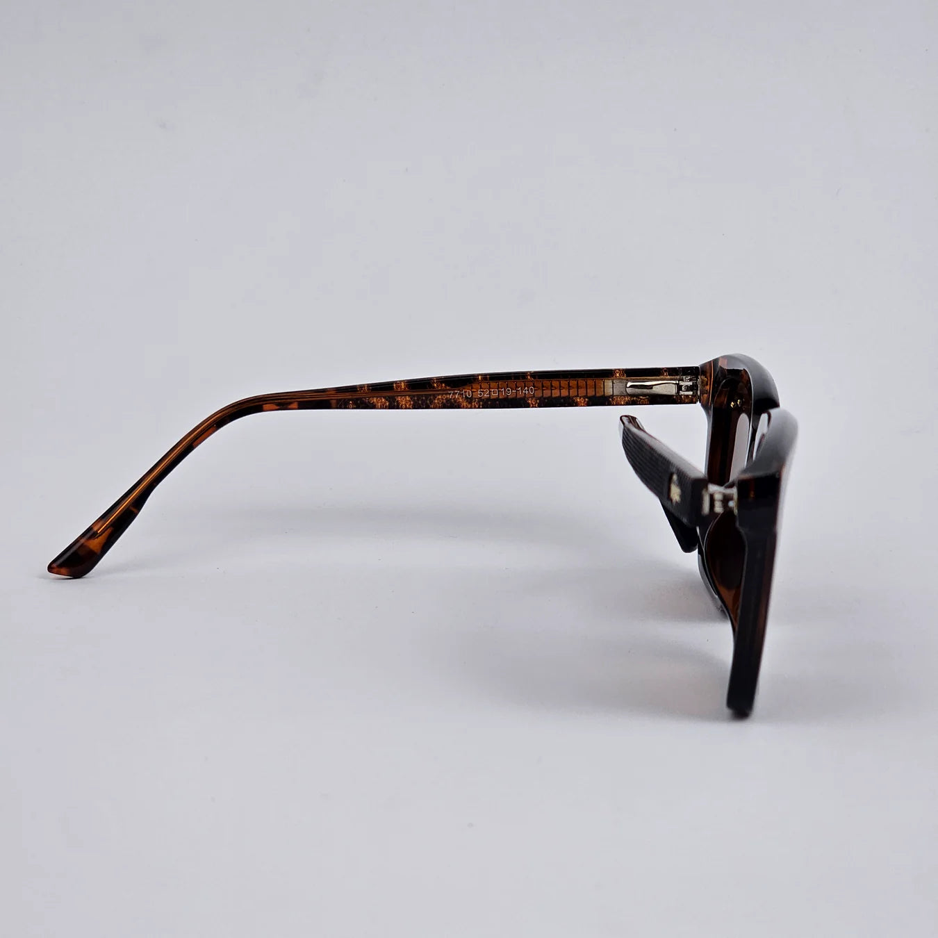 Textured - Lacoste - AcetatePremium - Polarized - Tortoise